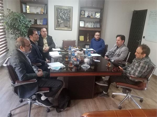 نشست مشترک مدیران انجمن هوافضای ایران با مهندس نادری منش