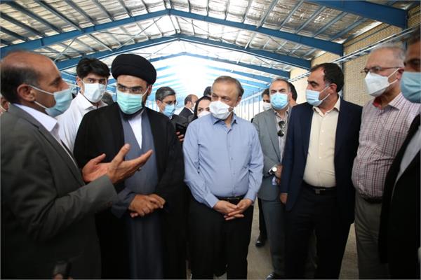 بازدید وزیر صمت از شرکت تعاونی فولاد کویر و سیما کاشی اردستان