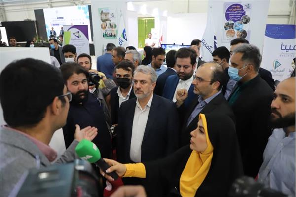 تاکید وزیر صمت بر فعالیت های دانش بنیان در بازدید از نمایشگاه کسب و کار